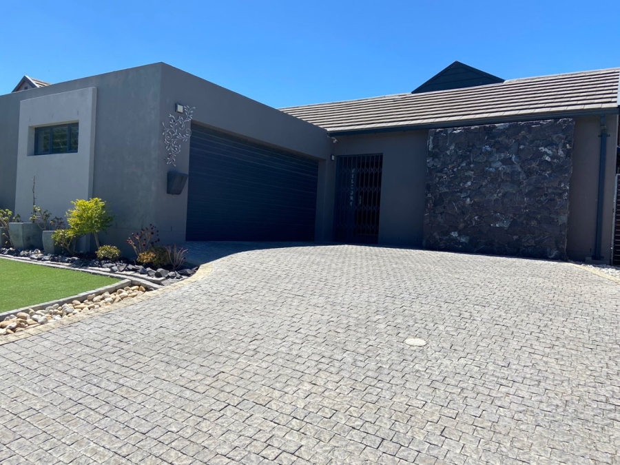 3 Bedroom Property for Sale in Turnberry Village Western Cape